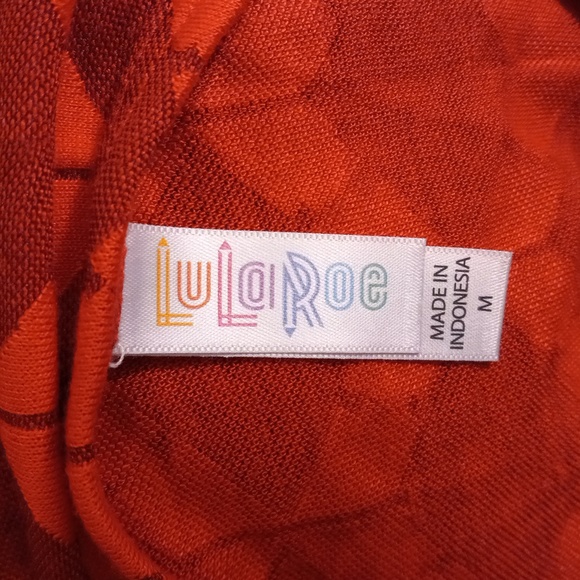 LuLaRoe M Classic T Tee Shirt NWT Orange - Picture 7 of 8